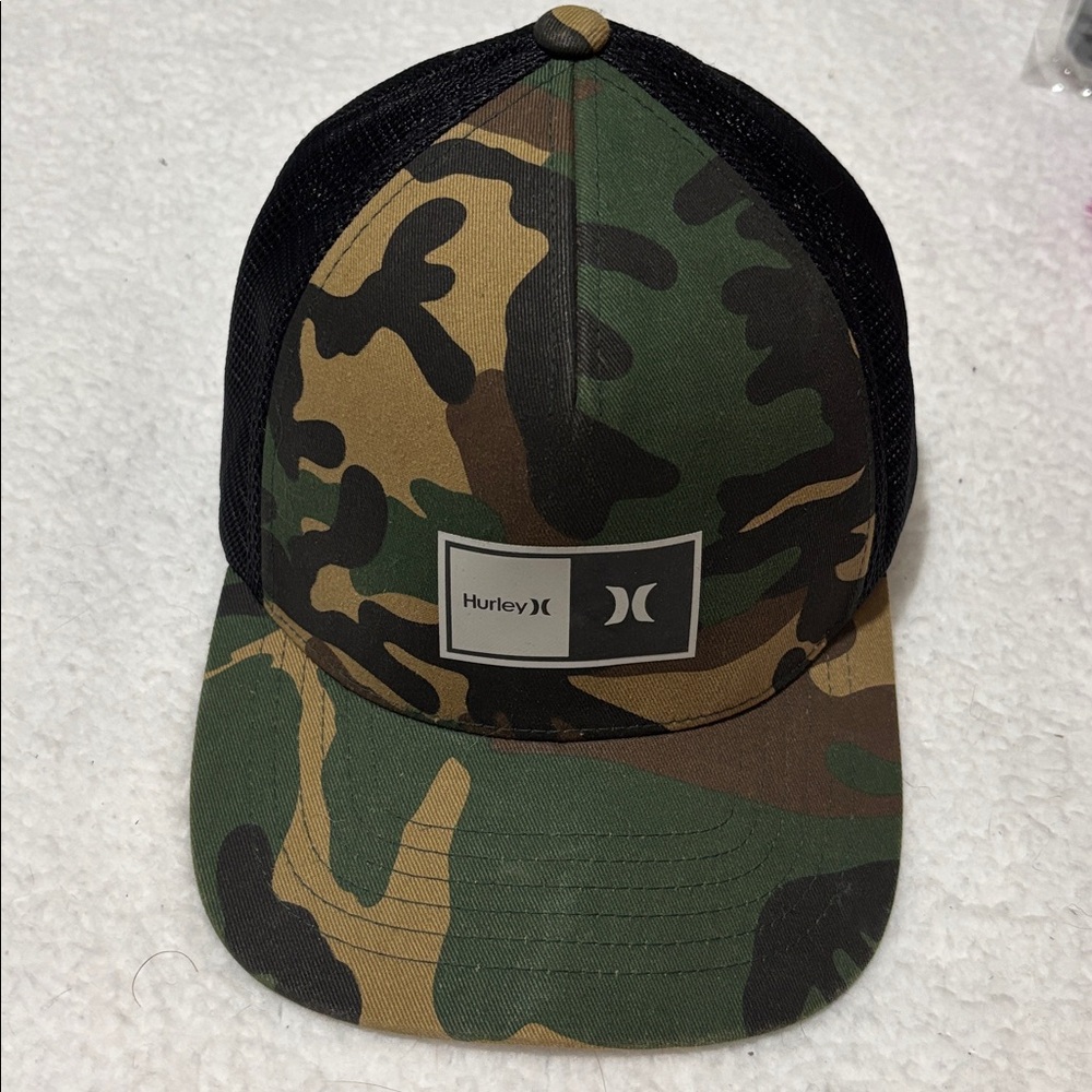 Hurley Green Camo Mesh Cap adult trucker hat - Picture 2 of 8